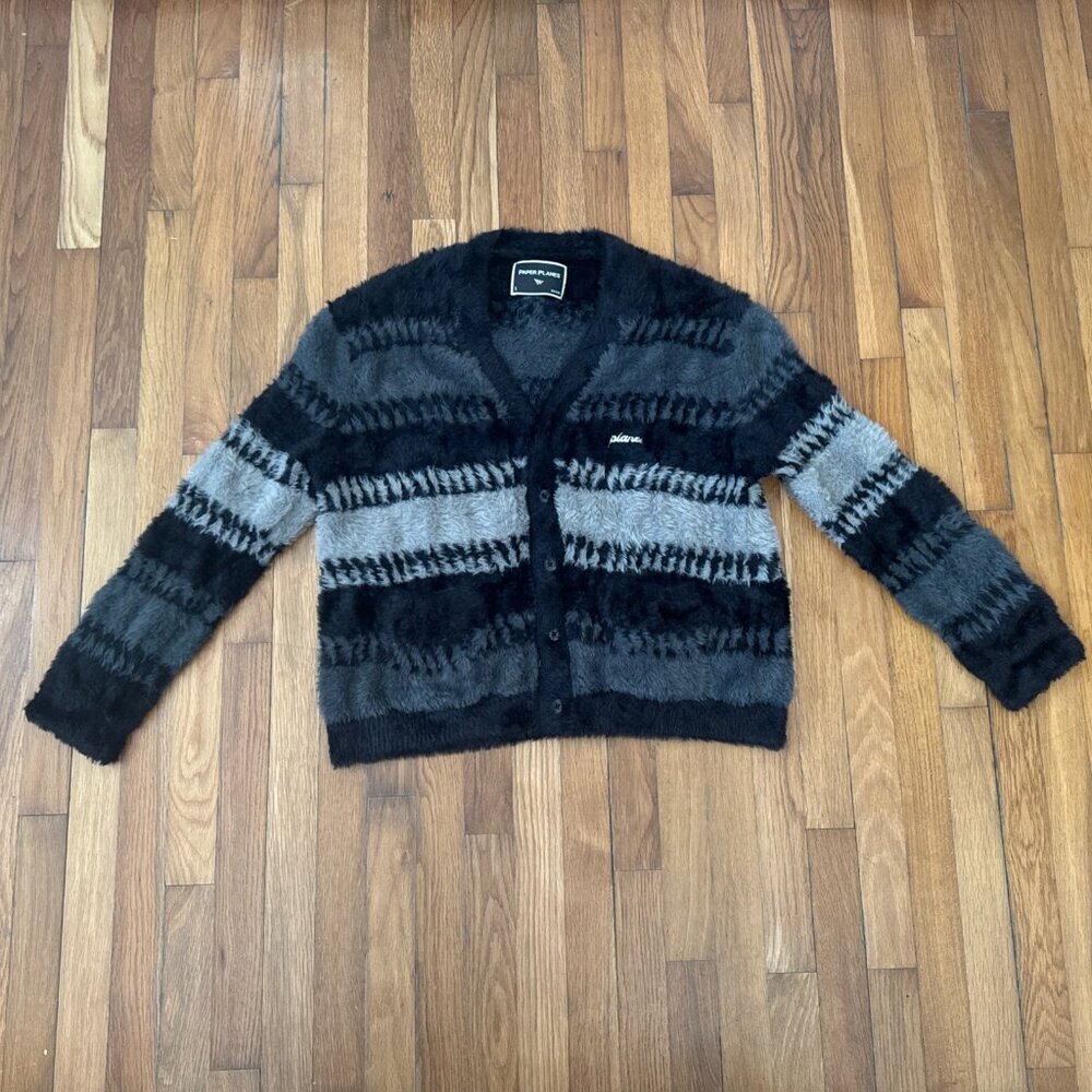 Paper Planes Men's Zig Zag Stitch Fuzzy Cardigan Size L
